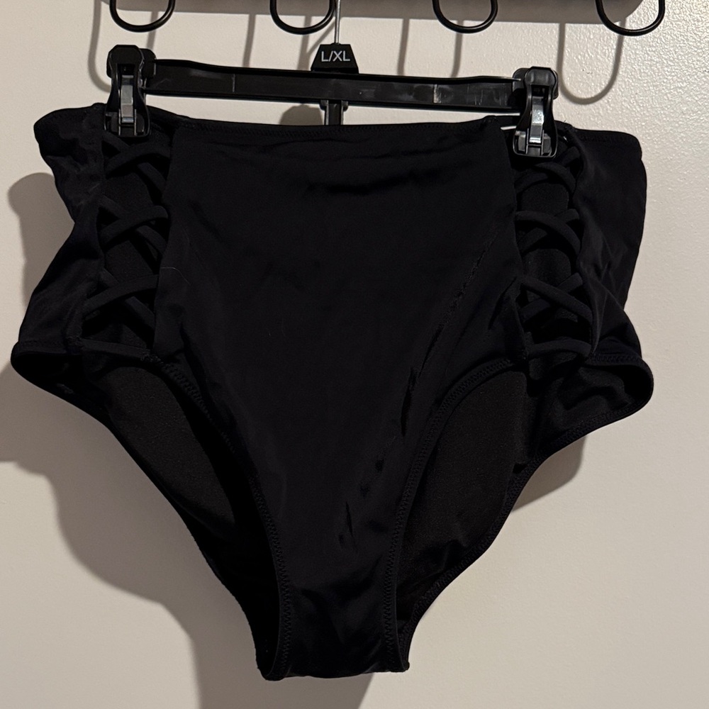 Shade & Shore Black High-Waisted Bikini Bottom